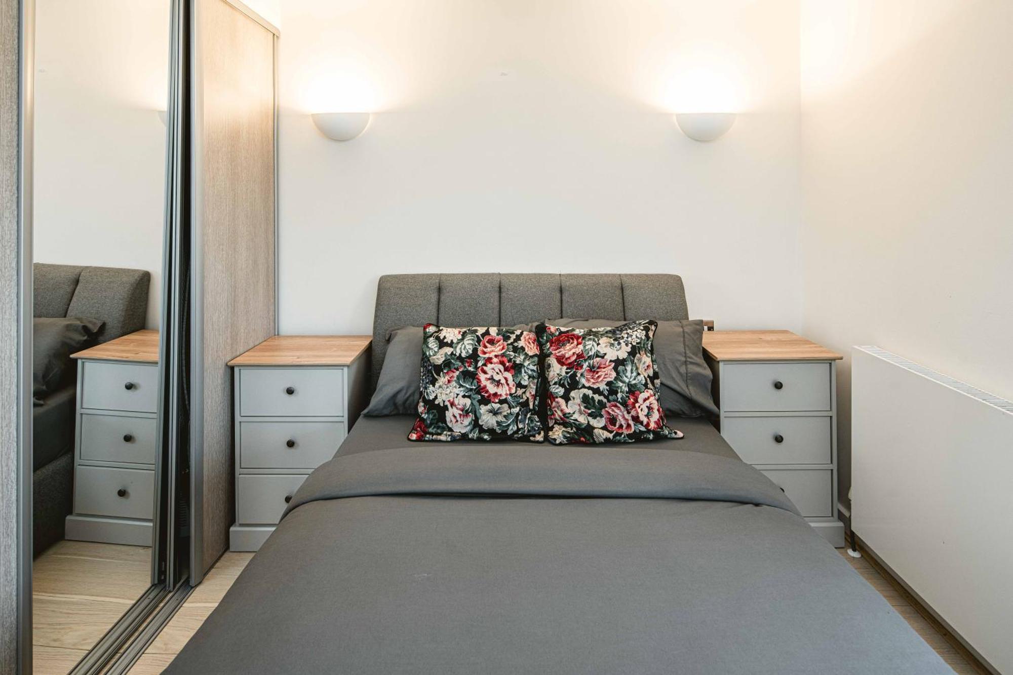 Beautiful Penthouse Apartment With Private Terrace In Greenwich Peninsula London Ngoại thất bức ảnh